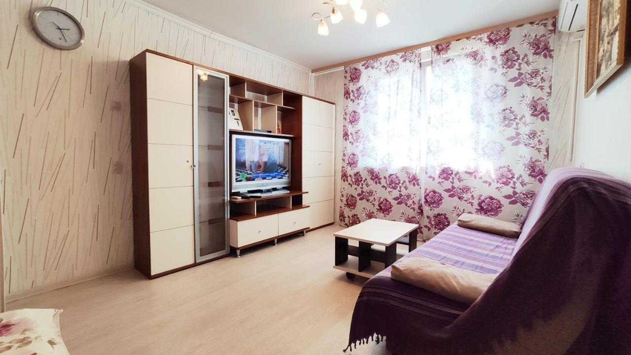 Apartments Holiday House Тольятти Экстерьер фото