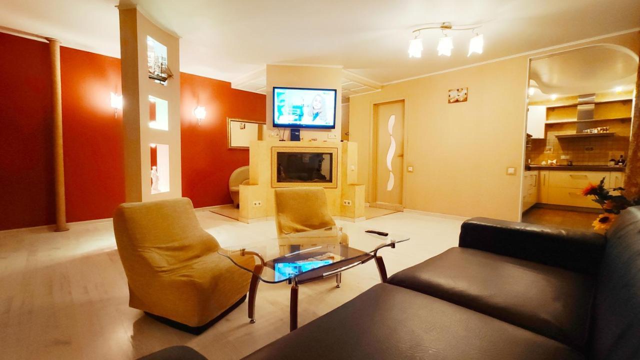 Apartments Holiday House Тольятти Экстерьер фото