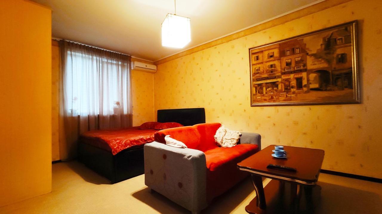 Apartments Holiday House Тольятти Экстерьер фото